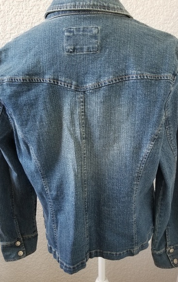 Jacket - Picture 3 of 5